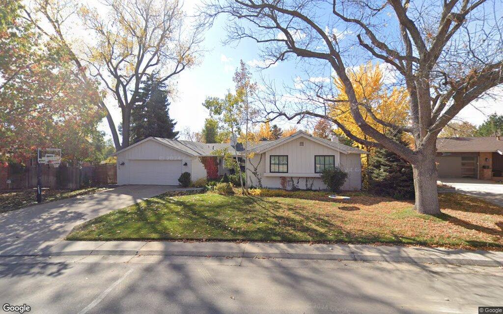 South Gaylord Way