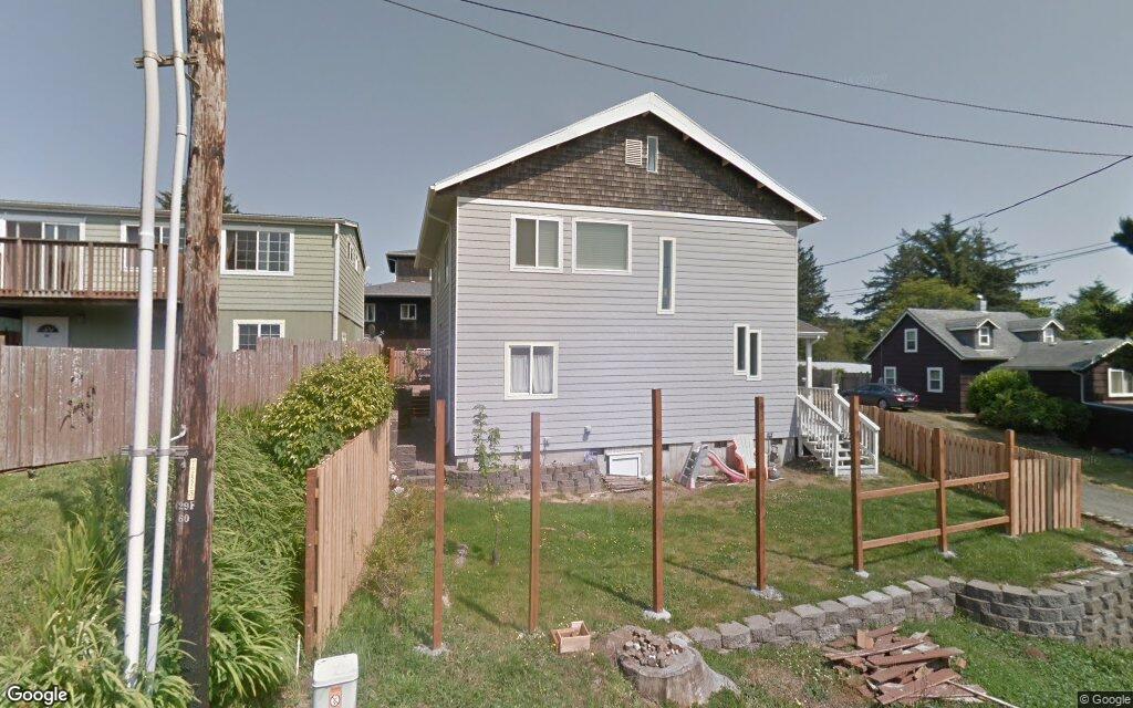 Northeast Lucky Gap Street
