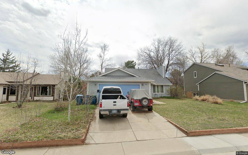 Lois Drive