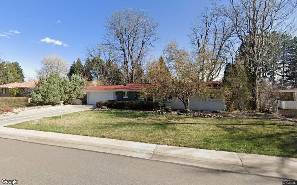 Crest Drive