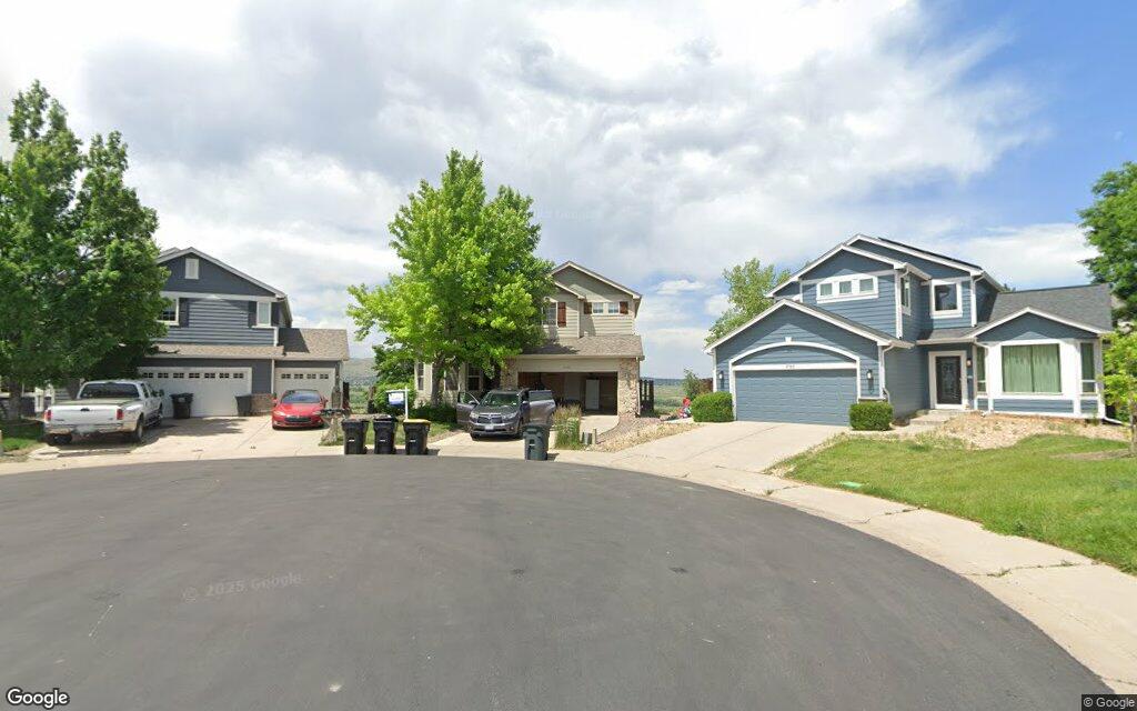 South Deframe Court