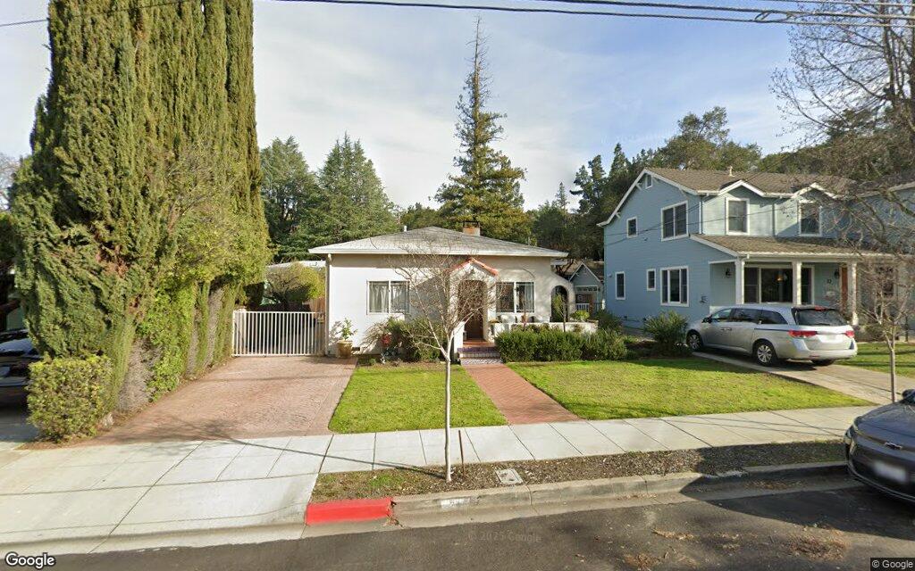 24 Pleasant Street - Google Street View