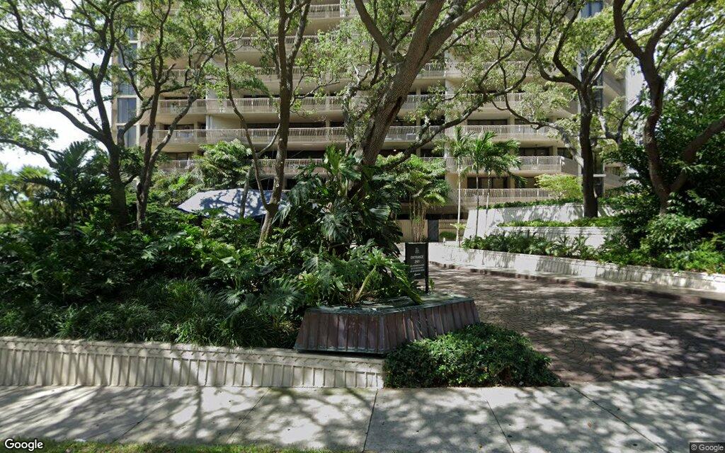 South Bayshore Drive