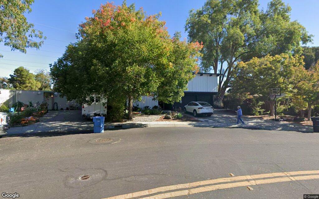 Kenneth Drive