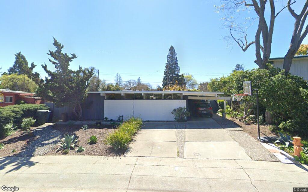 Carlson Circle