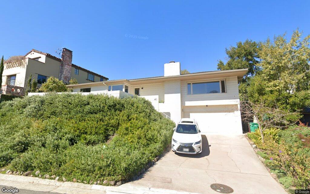 40 Westminster Drive - Google Street View