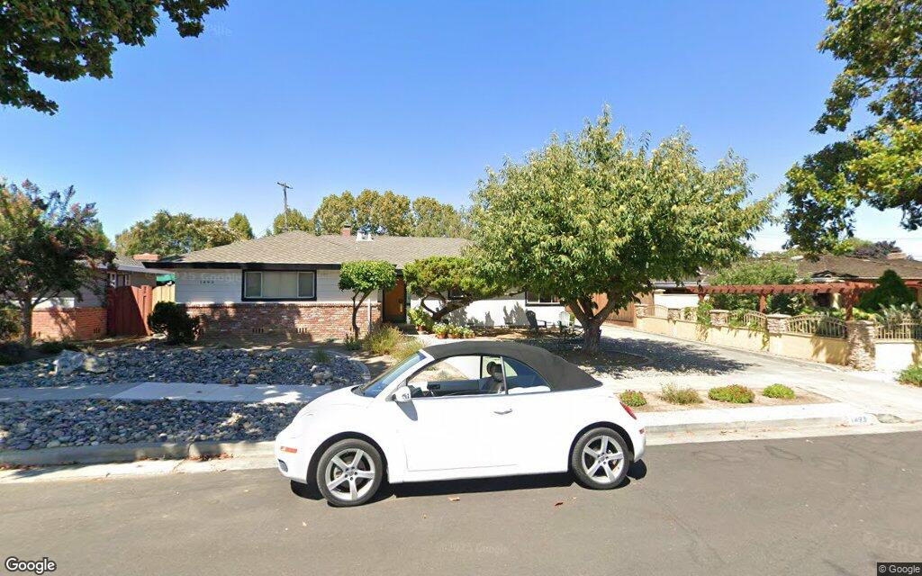 1493 Brookdale Drive - Google Street View