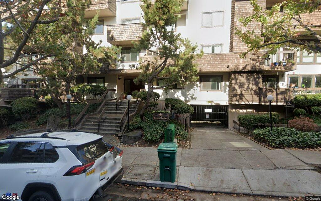 325 Vernon Street - Google Street View