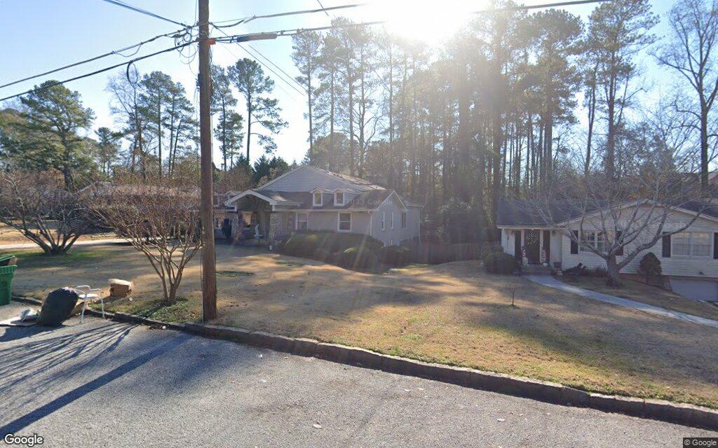 Lynmoor Drive