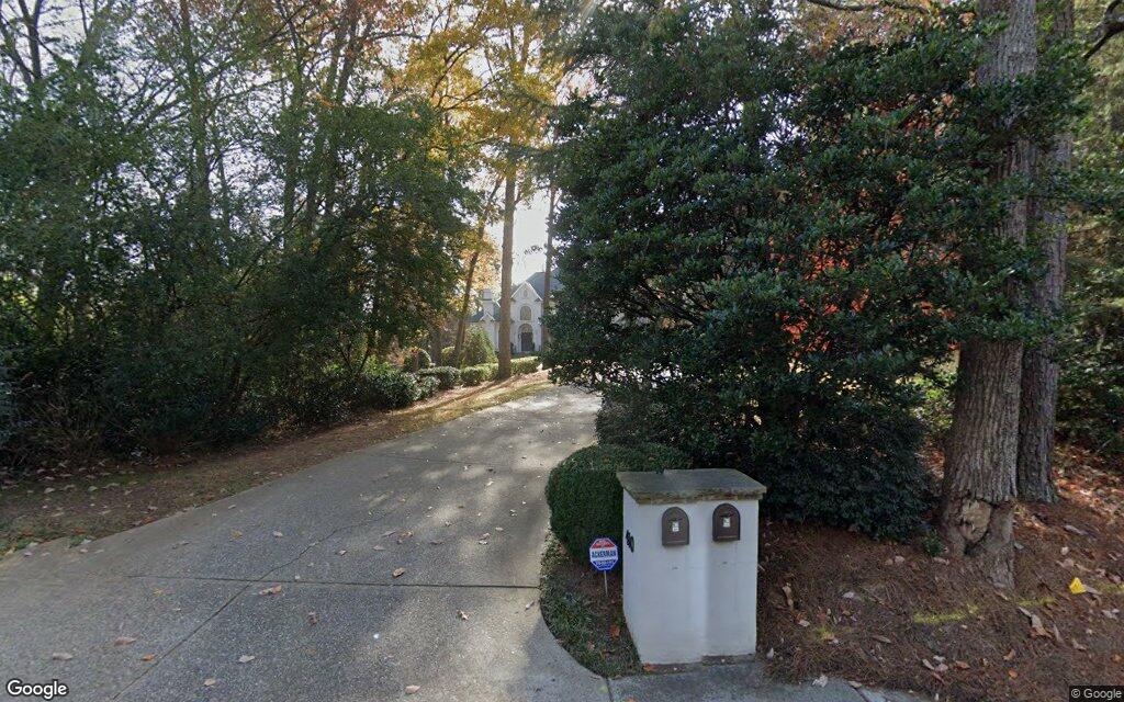 Mount Paran Road
