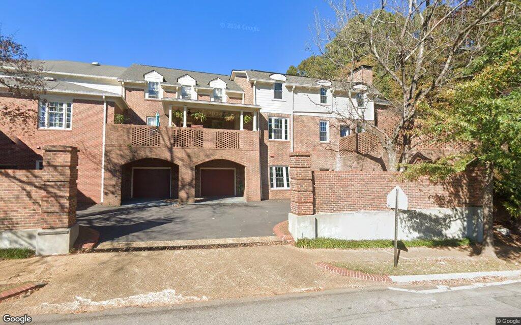 Pinetree Drive