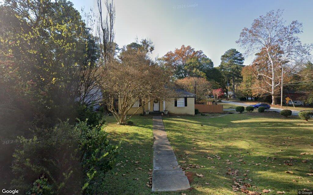 Lindbergh Drive