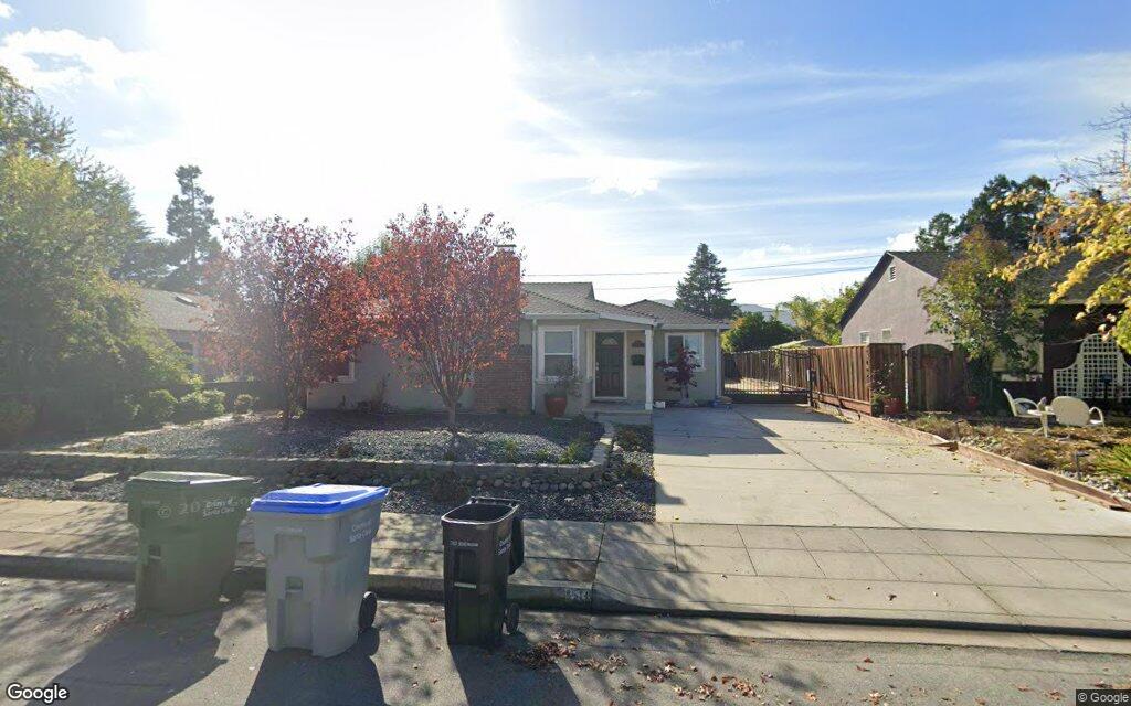 15098 Stratford Drive - Google Street View