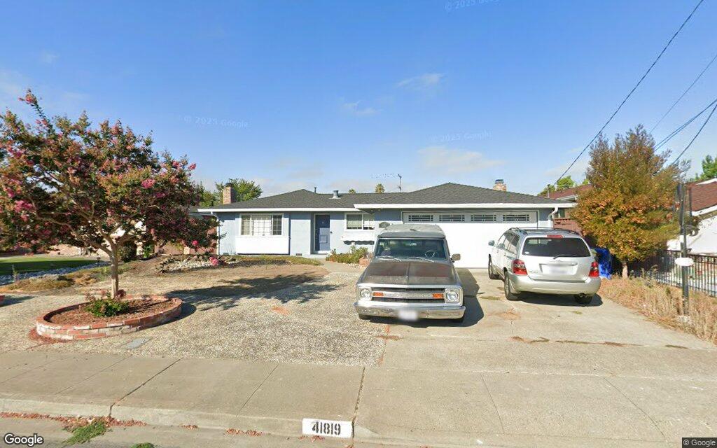 41819 Mahoney Street - Google Street View