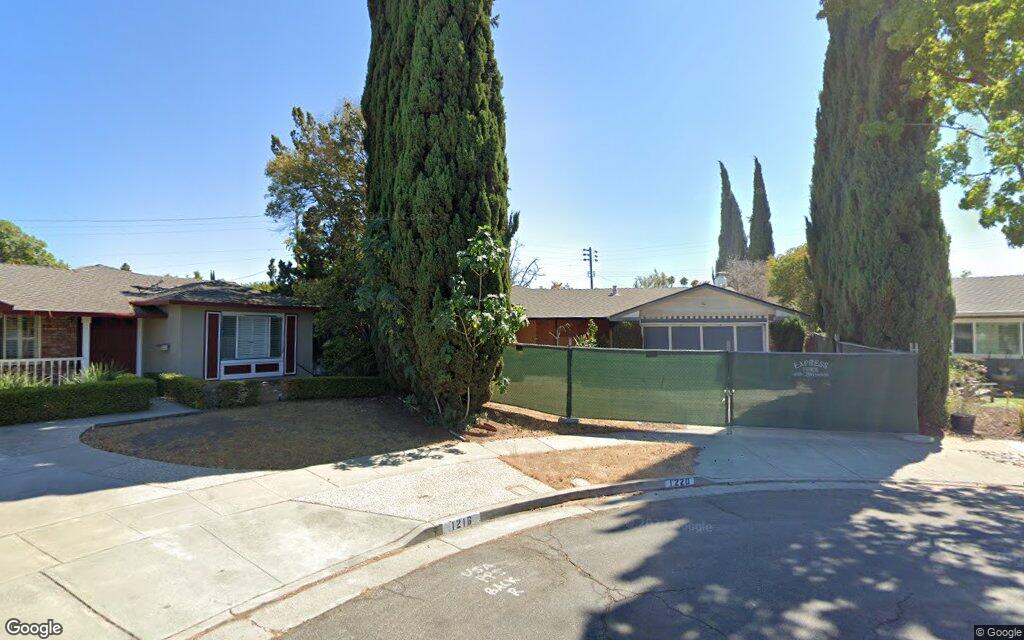 1220 Greenmoor Drive - Google Street View