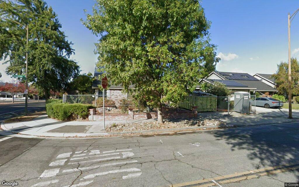 302 Henderson Drive - Google Street View