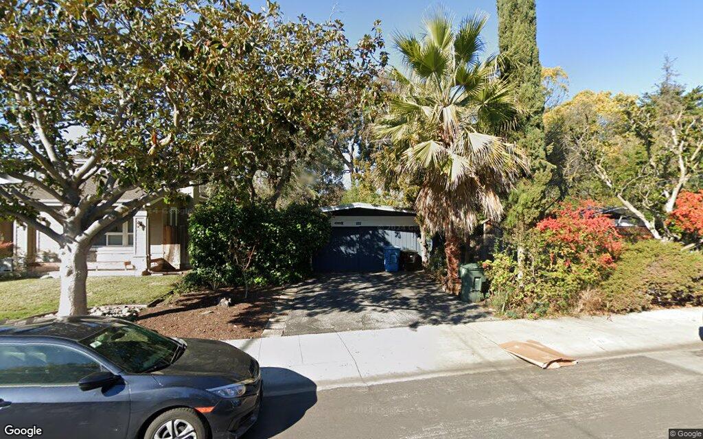 831 Sutter Avenue - Google Street View
