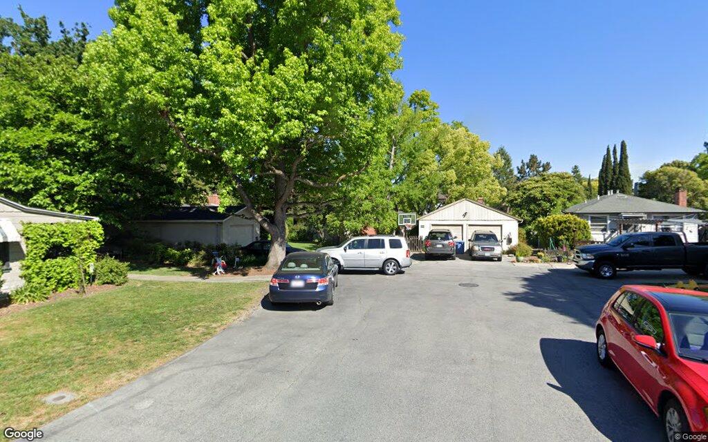 Avenida Oregon, 576 - Google Street View
