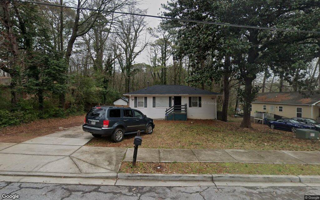Latona Drive