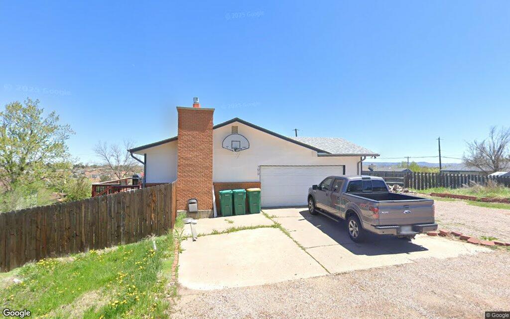 South Estes Court
