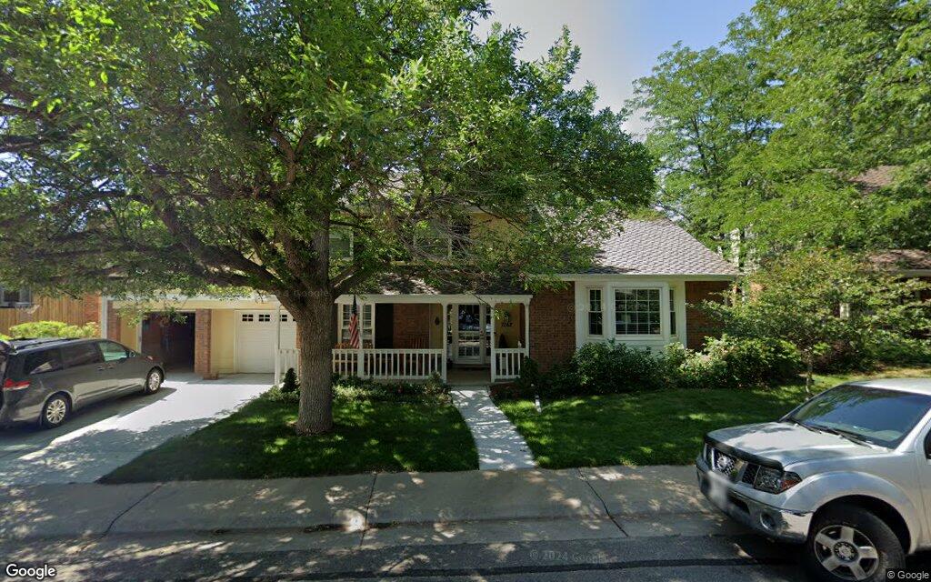 South Magnolia Circle