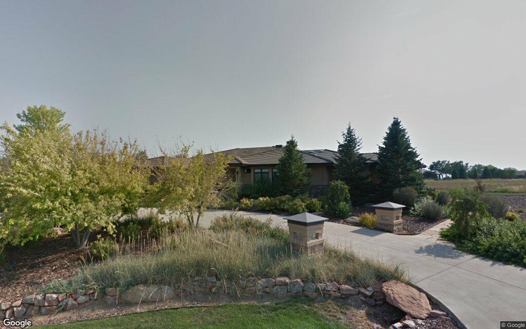Fieldcrest Lane