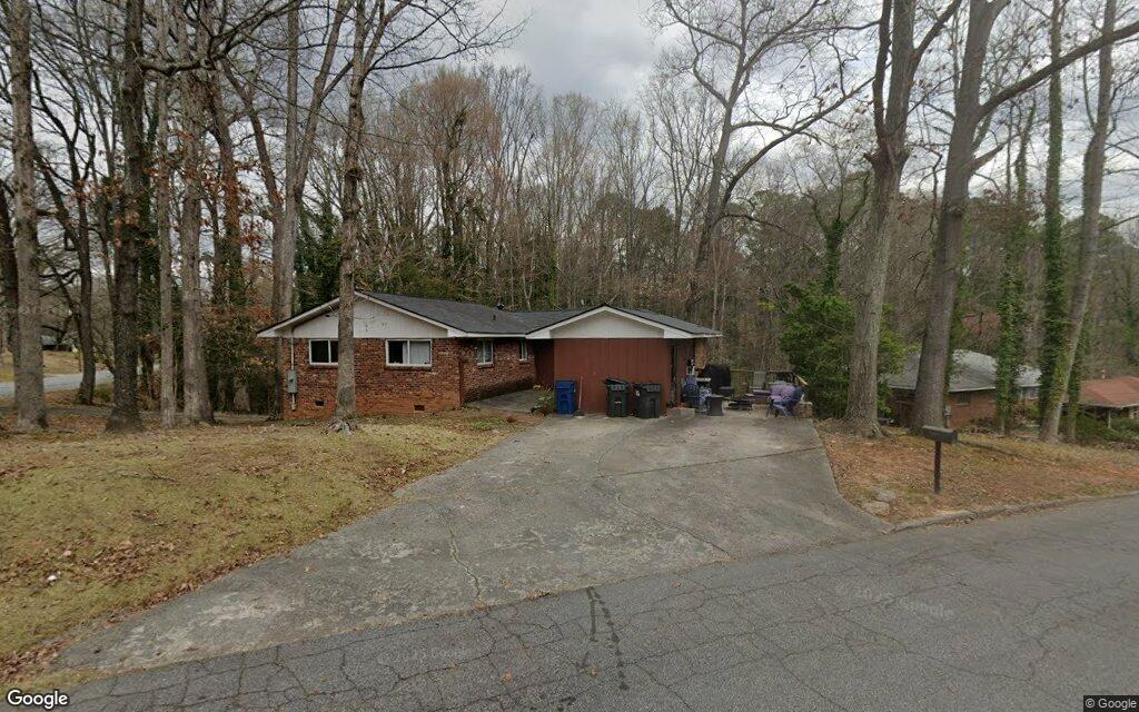 Englewood Drive