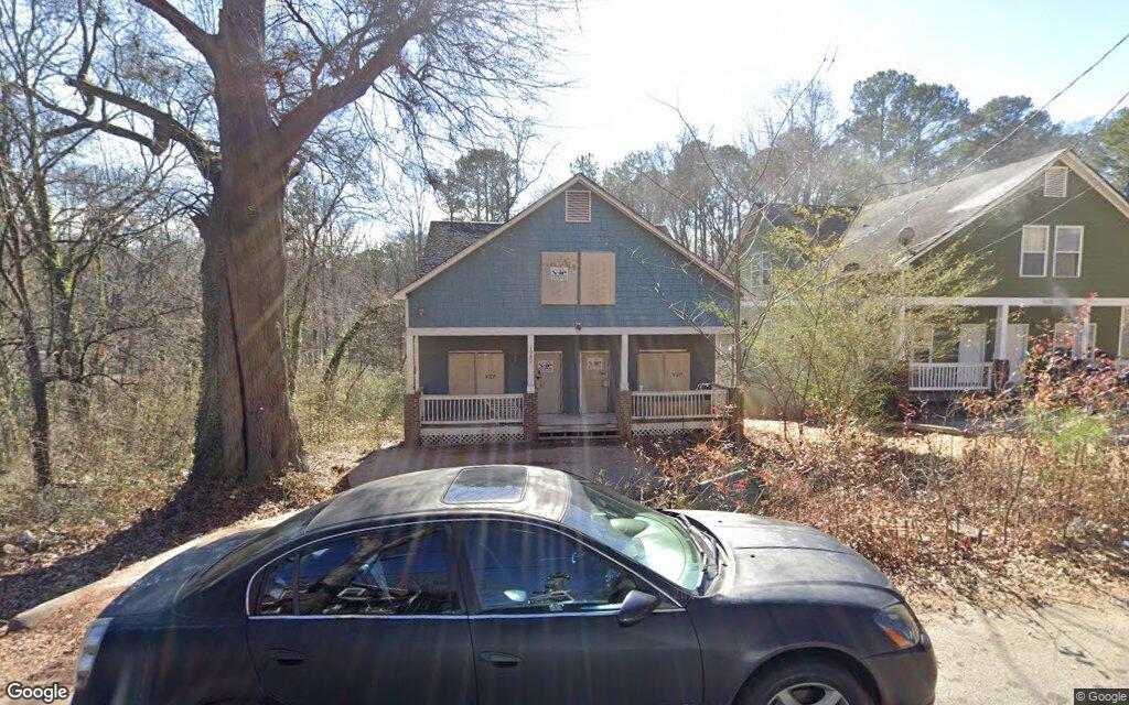 Lois Place