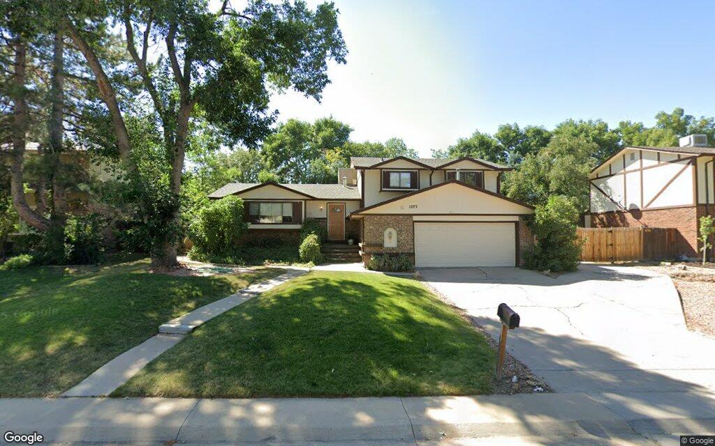 Cottonwood Street