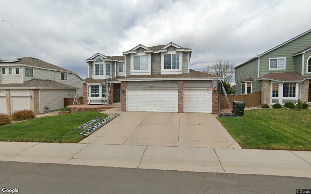 Silver Maple Circle