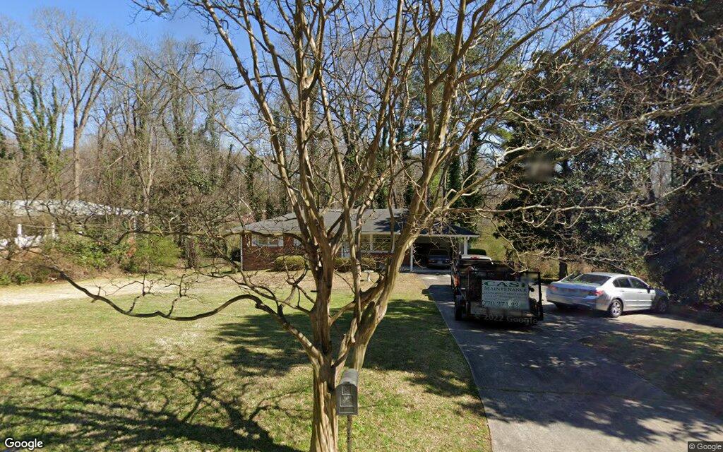 Henderson Mill Road