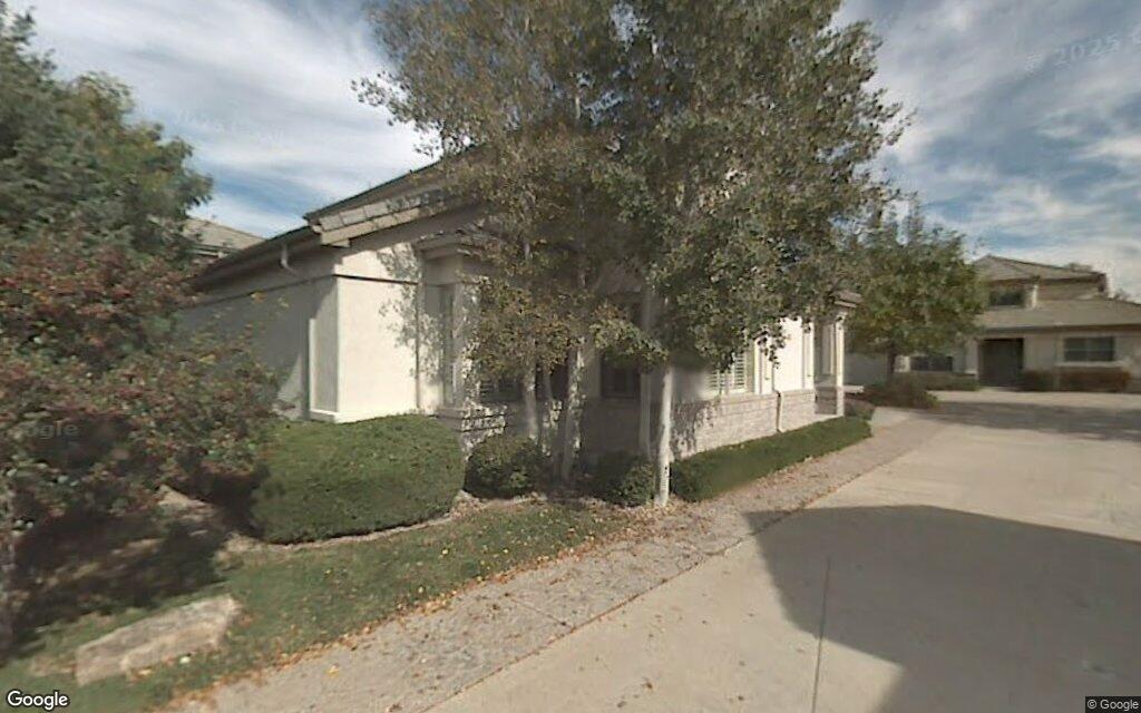East Arbor Place