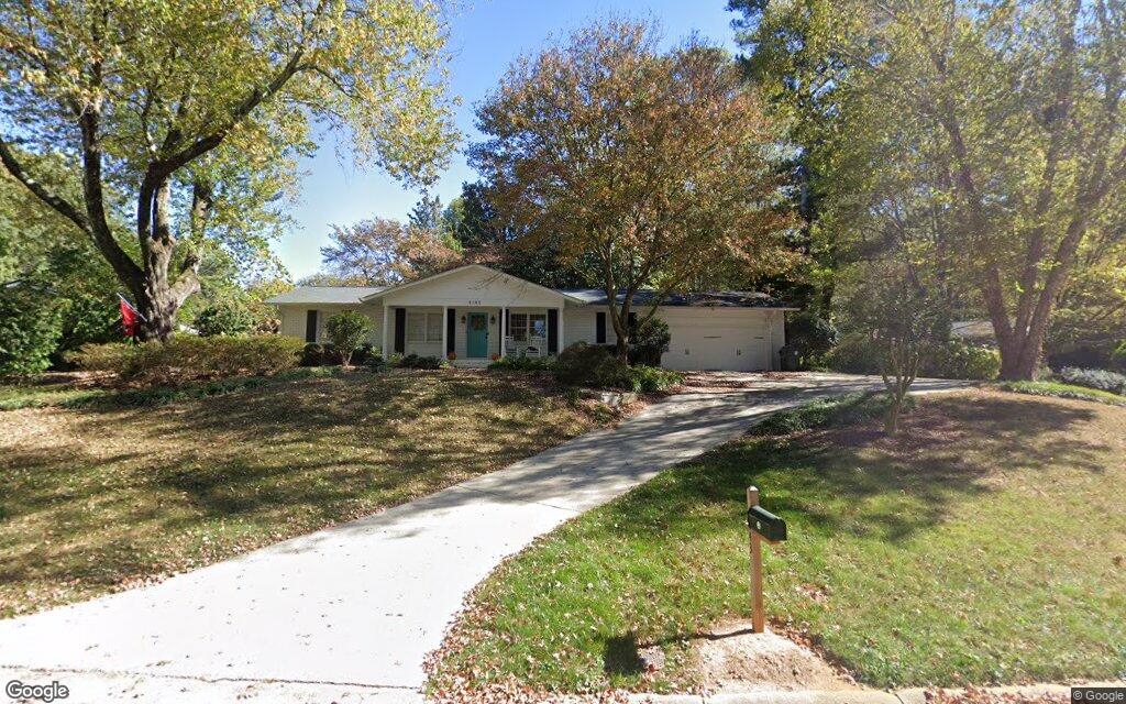 Commodore Drive