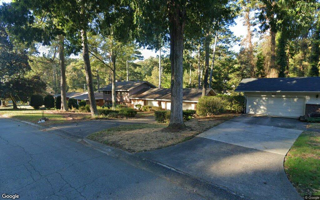 Glenda Drive