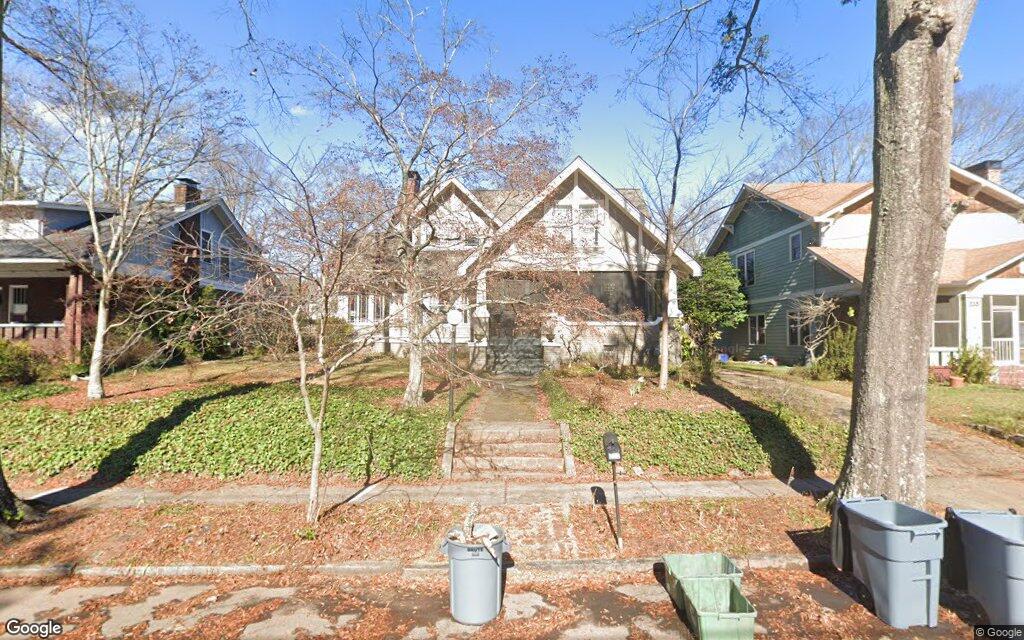 Winnona Drive