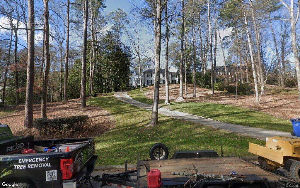 East Pine Valley Road