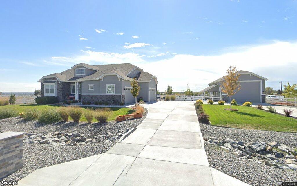 East 160th Place