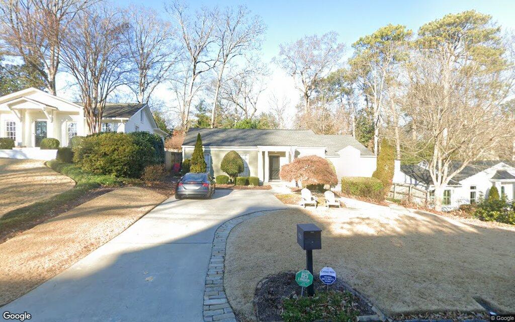 Walthall Drive