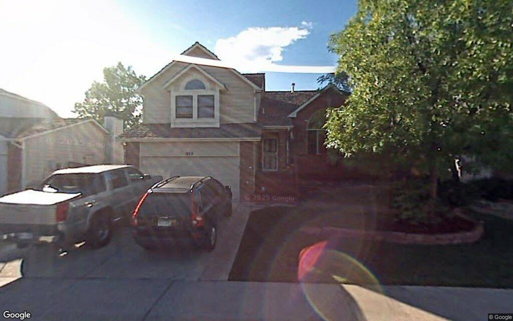 East 132nd Drive