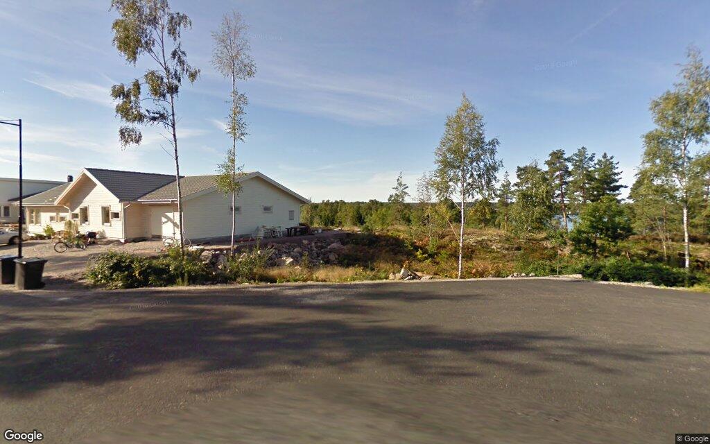 Fastighet i Piperskärr, Västervik såld till nya ägare