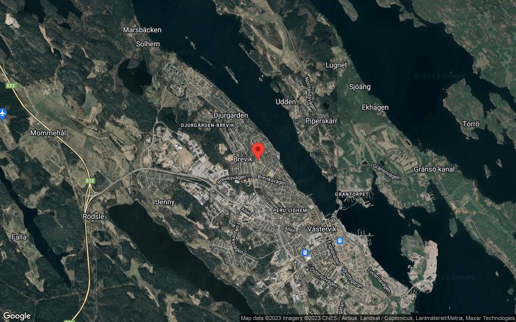 Huset på Ejdergatan 19S i Västervik har bytt ägare två gånger sedan 2021