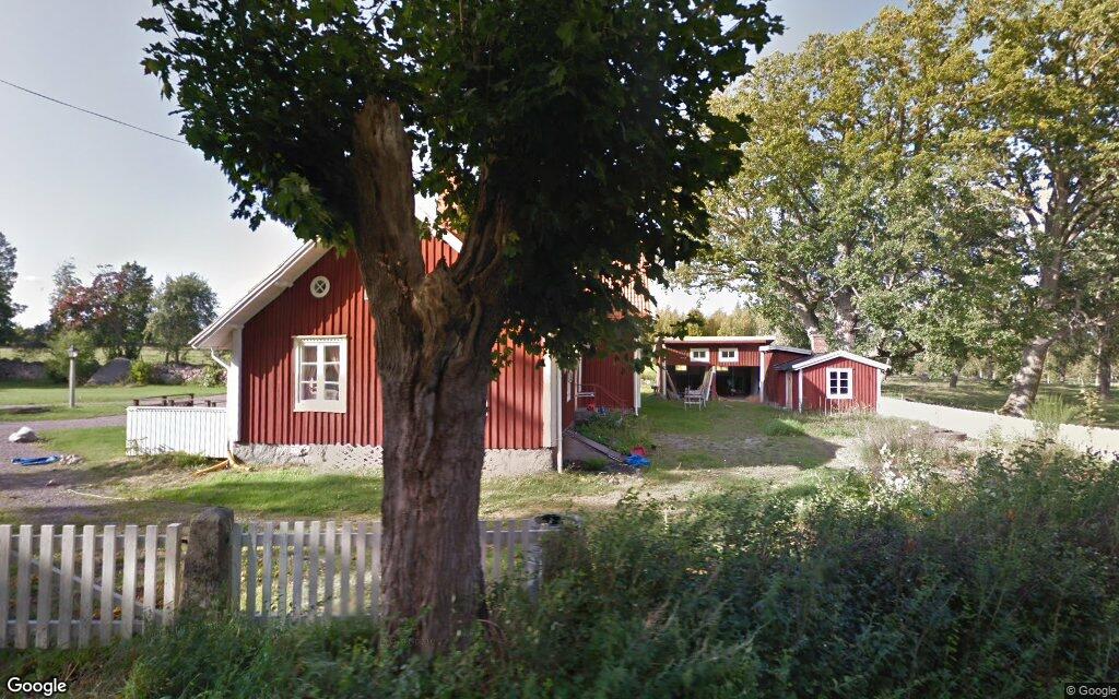 Stor villa på 272 kvadratmeter såld i Ljungbyholm