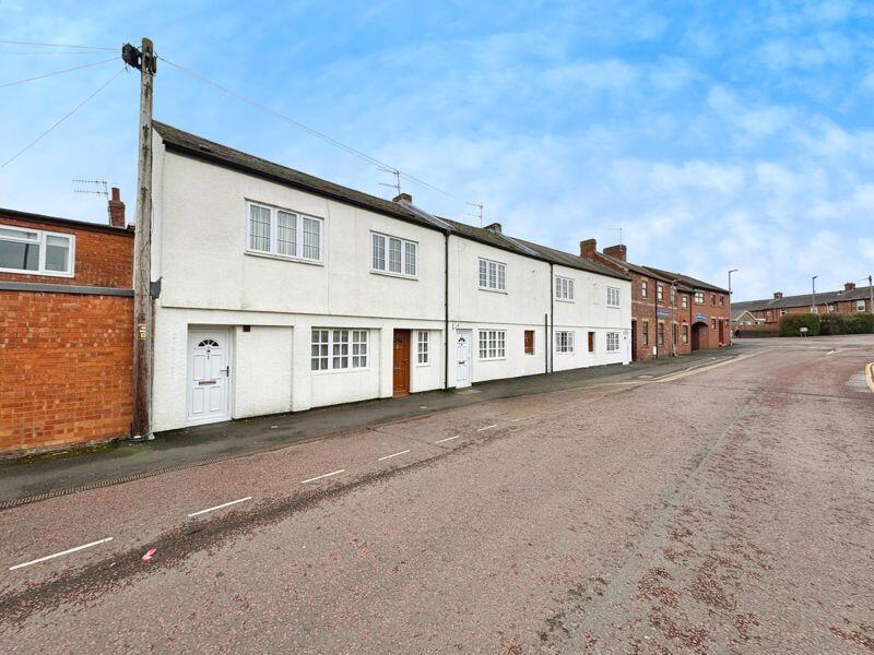 Swinneys Court, Staithes Lane