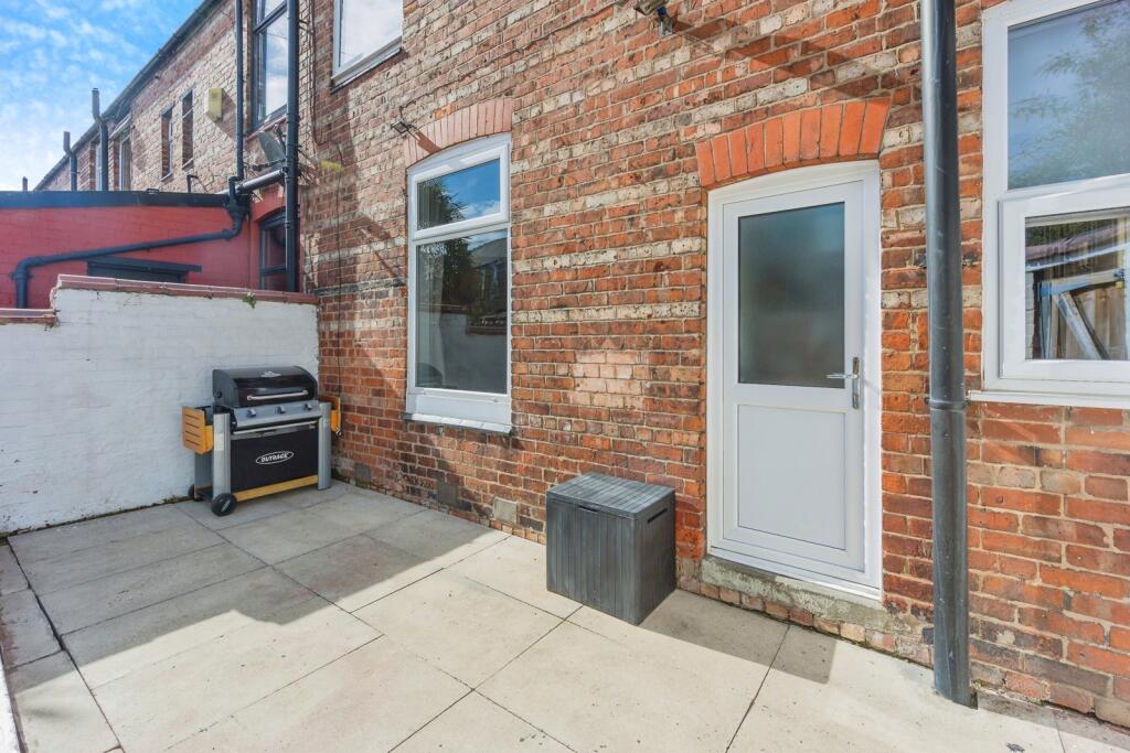 1 Thornton Road