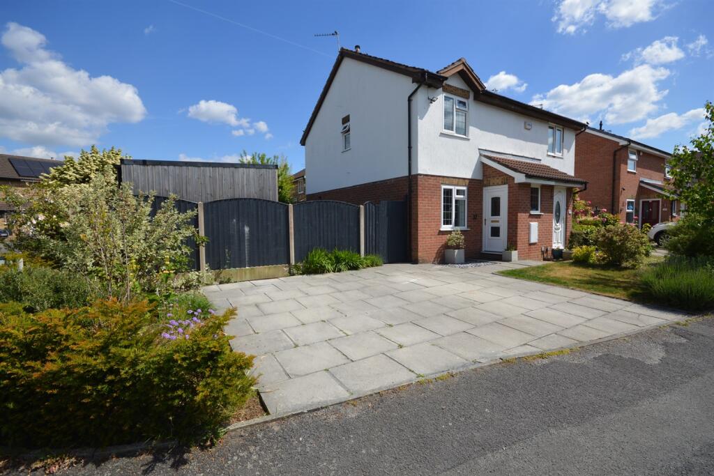 37 Uppermill Drive
