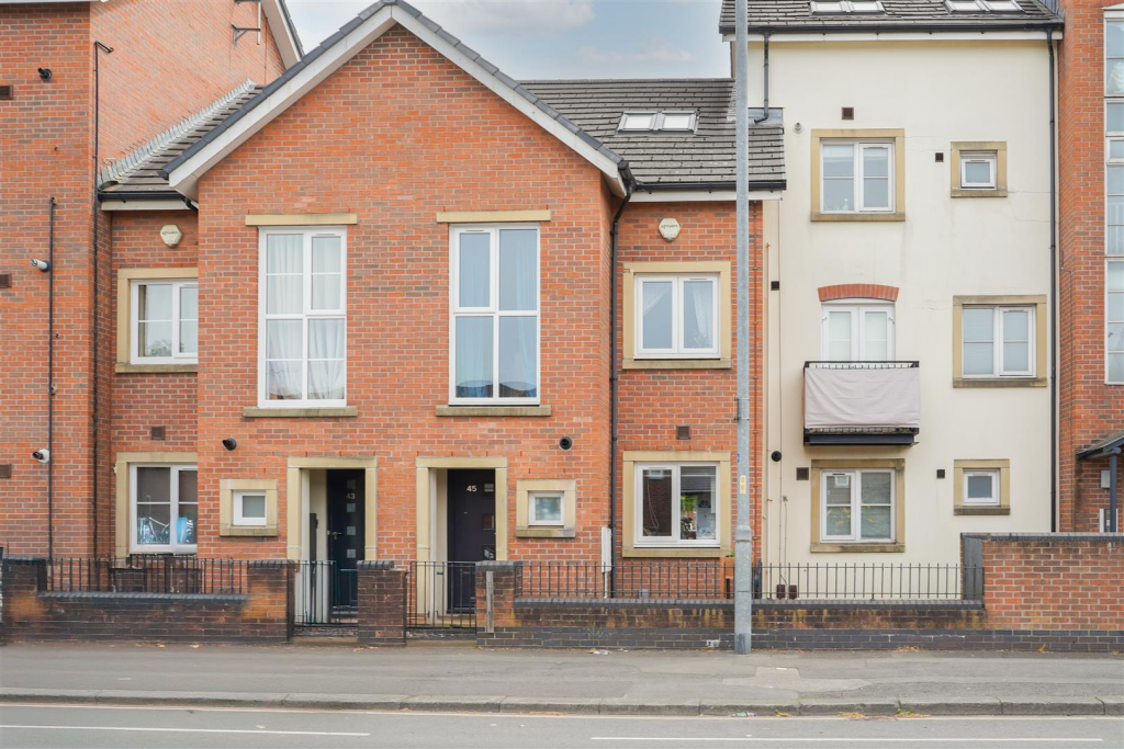 45 Alexandra Road