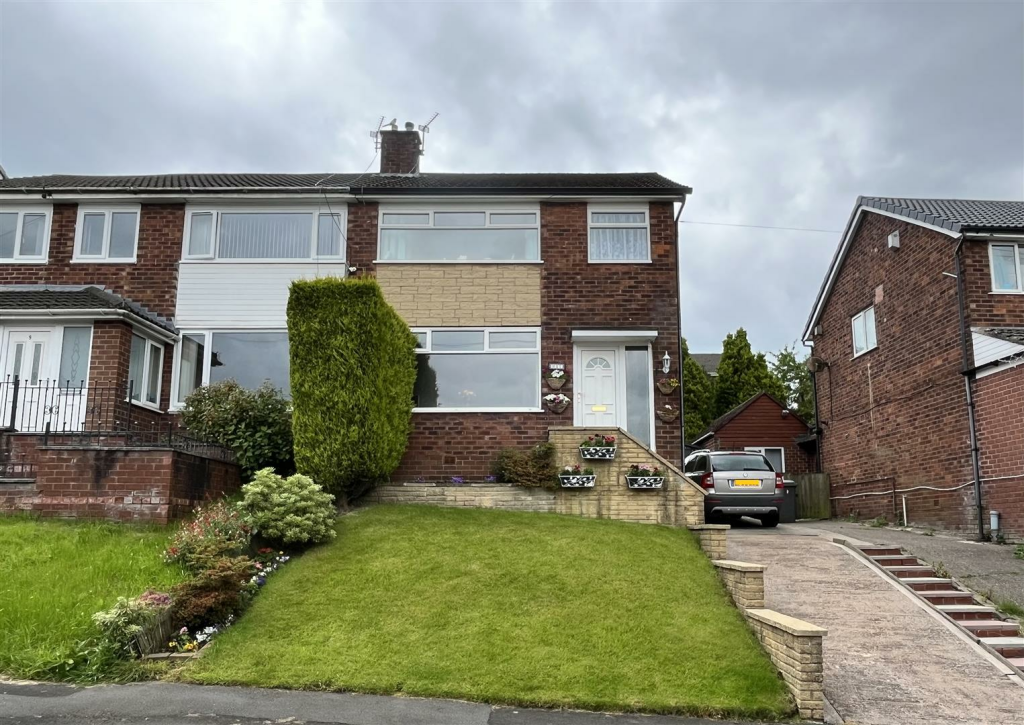 15 Hawthorn Drive