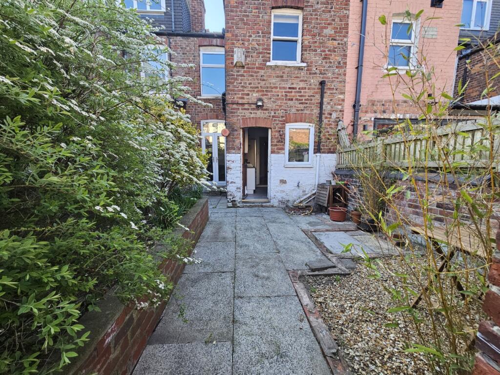 21 Whalley Avenue