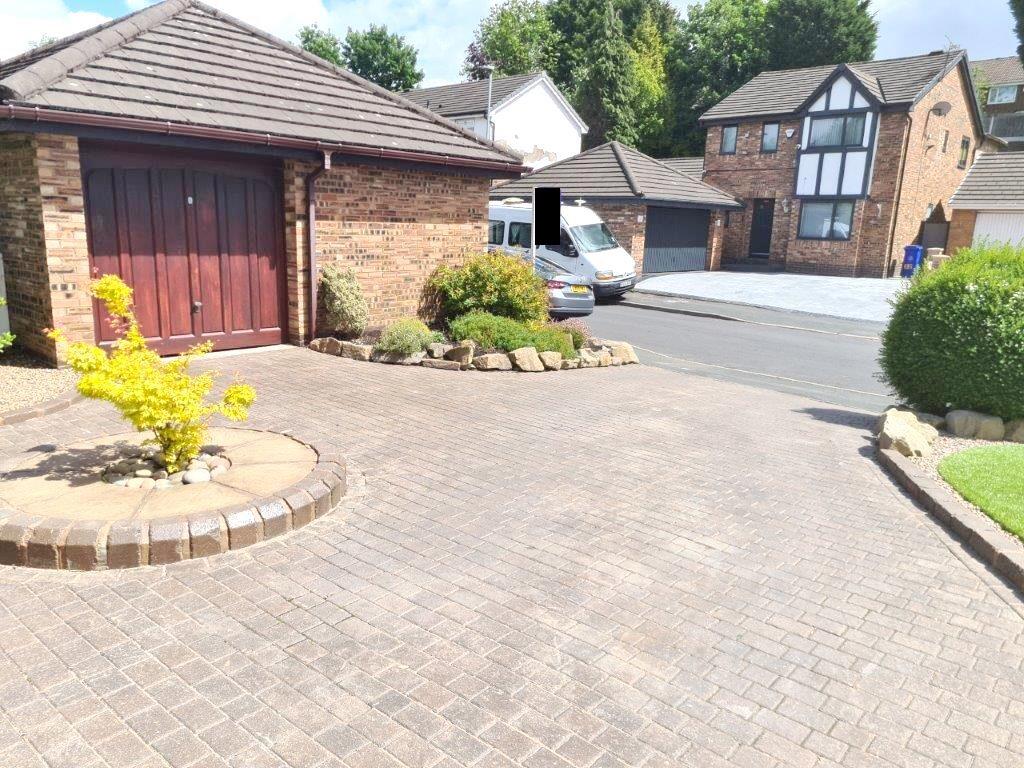 30 Boar Green Close