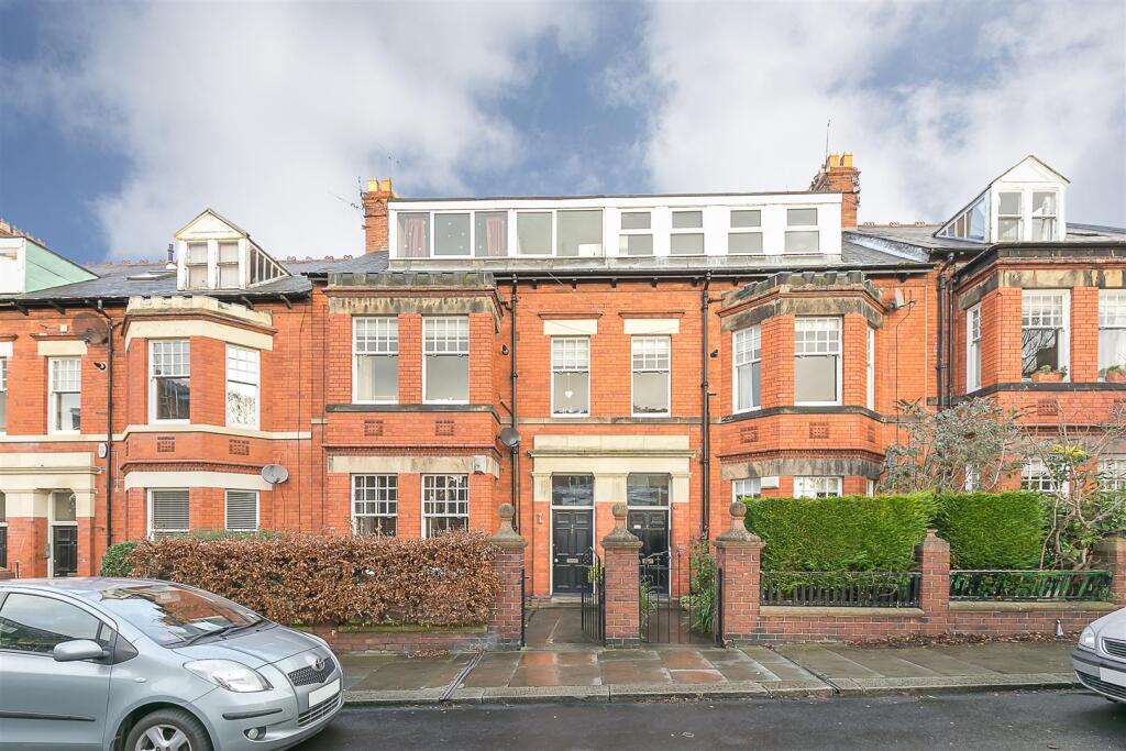 5 Tankerville Place